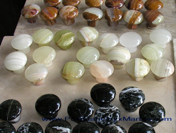 onyx-knobs-04.jpg