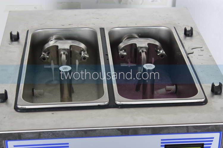 2014 New Style Commercial Soft Ice Cream Machine with Air Pump and CE Approval