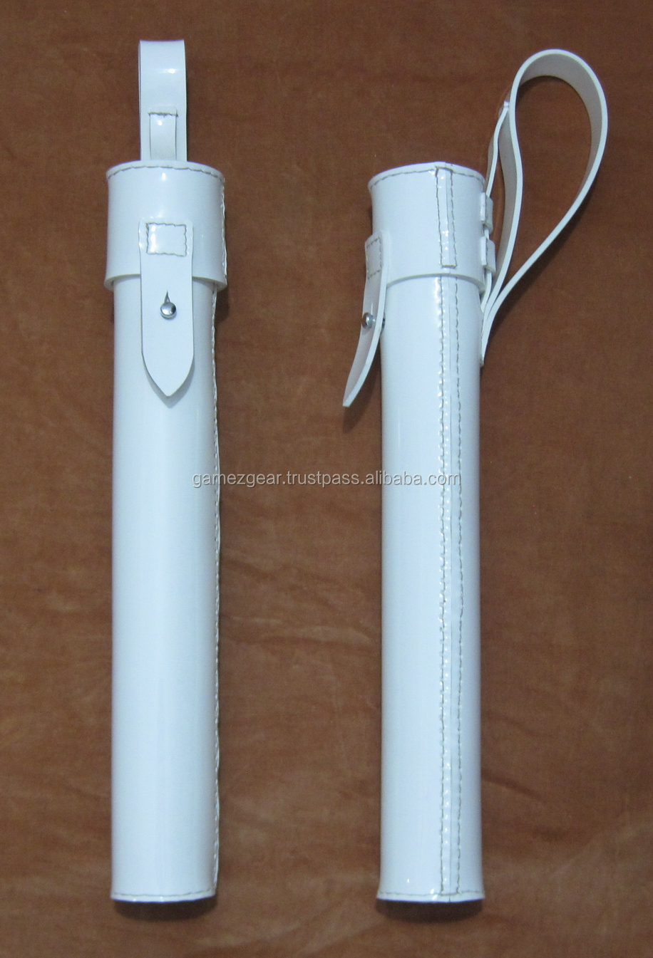 Flute Pouch - White PVC - P01.jpg