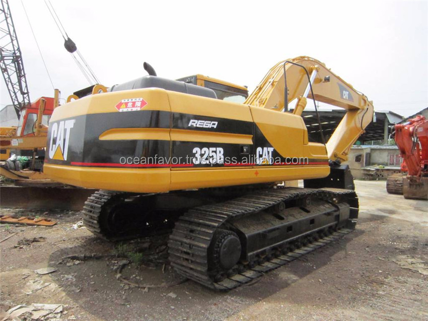 CAT 325B (3).jpg